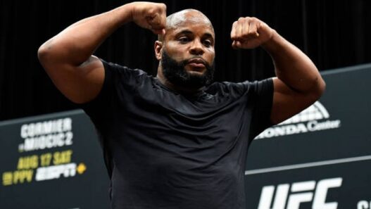 Дэниэл Кормье