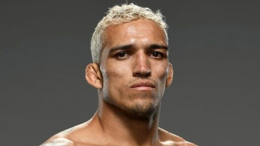 Чарльз Оливейра