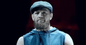 Конор Макгрегор экс-чемпион UFC